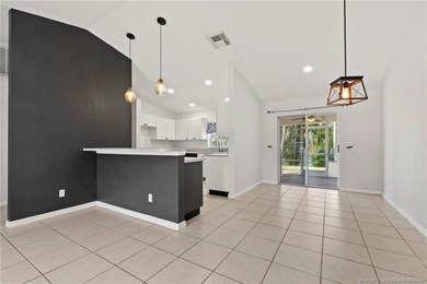Wonderful home located conveniently just North of the Roosevelt - photo 6