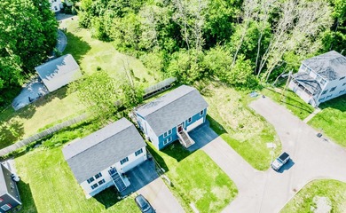 LOCATION, LIFESTYLE, AND MODERN COMFORT--ALL IN ONE. Welcome to - photo 3