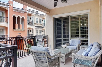 Luxury Condo in exclusive Outrigger Harbour with a light and - photo 6
