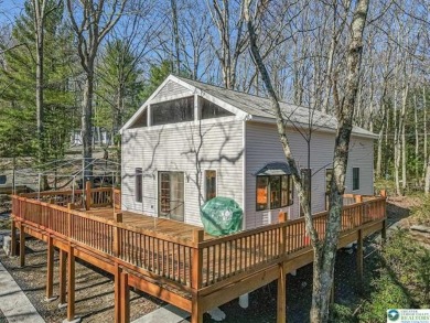 Lake Home For Sale in Pike County, Pennsylvania