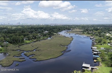 A truly rare offering, this remarkable 2.18-acre waterfront - photo 3