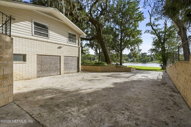 A truly rare offering, this remarkable 2.18-acre waterfront - photo 8