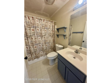 This charming 3 Bedroom/2 Bathroom Cottage-style home is nestled - photo 8