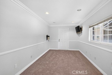 Welcome home to the expansive golf course and mountainous VIEWS - photo 35