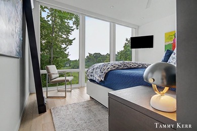 Set privately within WestShore, this striking modern compound - photo 41