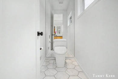 Set privately within WestShore, this striking modern compound - photo 46