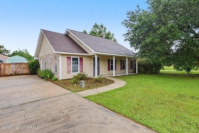 Welcome Home! This home is located in the heart of Waveland - photo 1