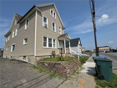 Welcome to 604 Upper Falls Blvd! This home offers two completely - photo 1