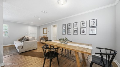 Welcome to this beautifully renovated 4-bedroom, 3-bathroom - photo 8