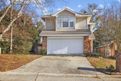 Motivated sellers! This move-in ready property features a new - photo 1