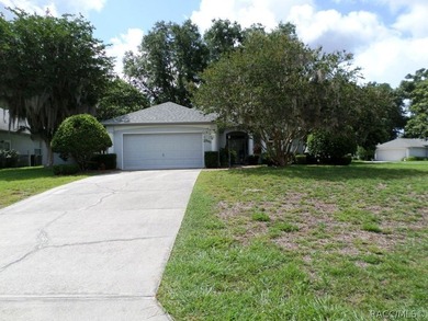 This charming residence, boasting three bedrooms and two - photo 1