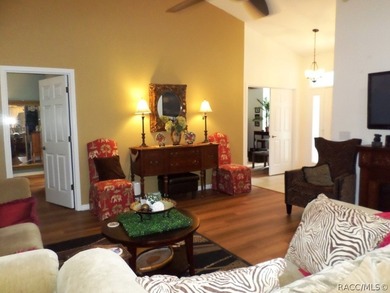 This charming residence, boasting three bedrooms and two - photo 10