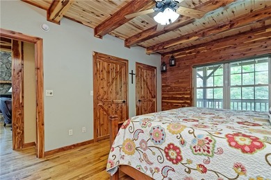 Welcome to this magnificent custom-built, locally-milled log - photo 16