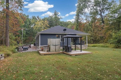 Welcome to the desirable Lake Waynoka Community. This beautiful - photo 6