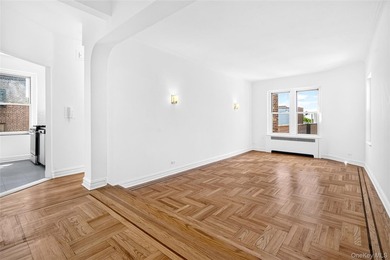 SPONSOR UNIT - NO BOARD APPROVAL - Renovated one-bedroom, one - photo 28