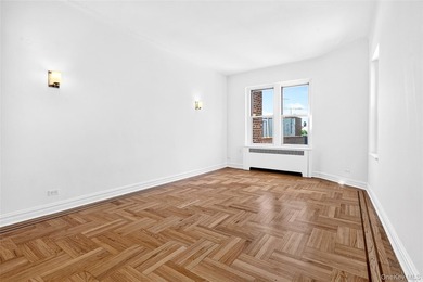 SPONSOR UNIT - NO BOARD APPROVAL - Renovated one-bedroom, one - photo 29