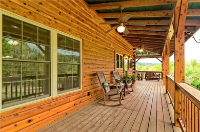 Welcome to this magnificent custom-built, locally-milled log - photo 31
