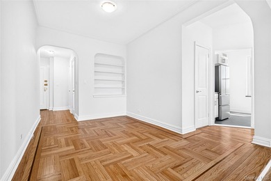 SPONSOR UNIT - NO BOARD APPROVAL - Renovated one-bedroom, one - photo 34