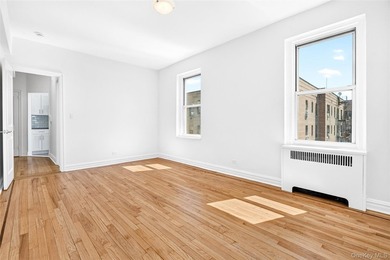 SPONSOR UNIT - NO BOARD APPROVAL - Renovated one-bedroom, one - photo 45