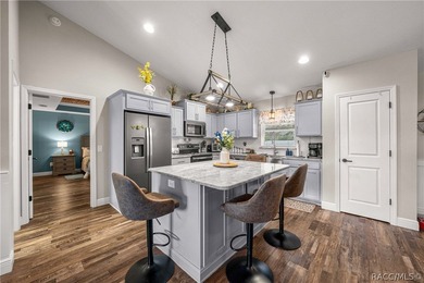 THIS HOME HAS IT ALL! Beautiful custom-built pool home in - photo 7