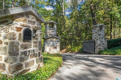 The Creek House is a blend of architectural brilliance and - photo 2
