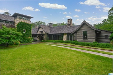 The Creek House is a blend of architectural brilliance and - photo 4