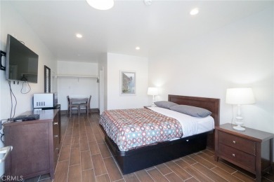 COMPLETELY REMODELED 16 UNIT MOTEL LOCATED IN SIGNAL HILL - photo 6