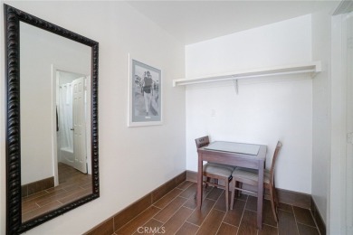 COMPLETELY REMODELED 16 UNIT MOTEL LOCATED IN SIGNAL HILL - photo 8