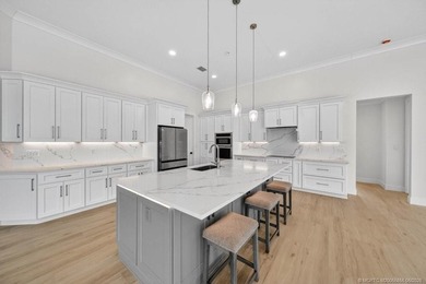 Completely reimagined CBS home w/2020 STANDING SEAM METAL ROOF - photo 3