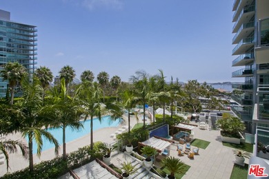 This highly sought-after 2-bedroom, 2.5-bathroom residence - photo 1