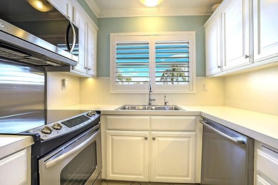 Great Location!! Beautifully Maintained 2BR/2BA unit boasts - photo 7