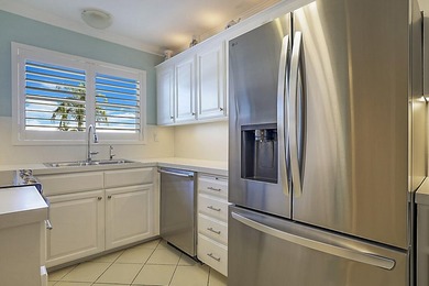 Great Location!! Beautifully Maintained 2BR/2BA unit boasts - photo 8