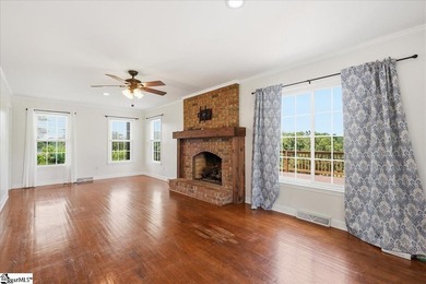 Welcome home to this beautiful 3-bedroom, 2-bath residence in - photo 13