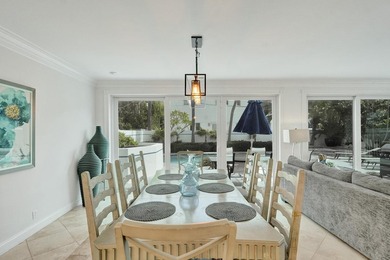 Just one house from the ocean, this fully gated luxury residence - photo 15