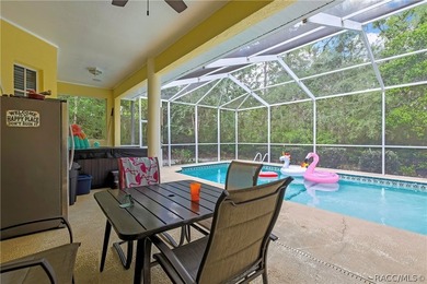Nestled on a quiet cul-de-sac in the highly sought-after - photo 17