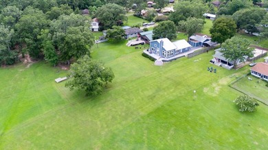 Stunning Lakefront Home on Lake Sam Rayburn! Located just 2 - photo 20