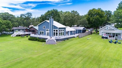 Stunning Lakefront Home on Lake Sam Rayburn! Located just 2 - photo 21