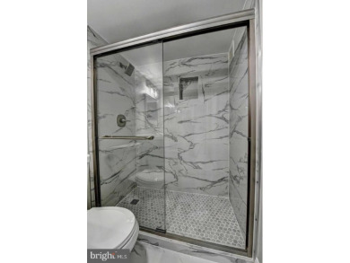 **WATER VIEW** Large One Bedroom overlooking the Potomac River