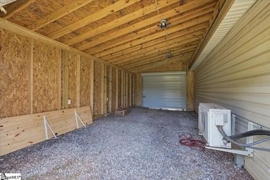 Welcome home to this beautiful 3-bedroom, 2-bath residence in - photo 28
