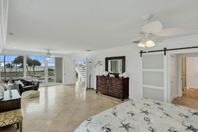 Just one house from the ocean, this fully gated luxury residence - photo 28