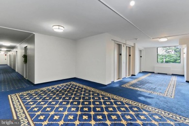 **WATER VIEW** Large One Bedroom overlooking the Potomac River