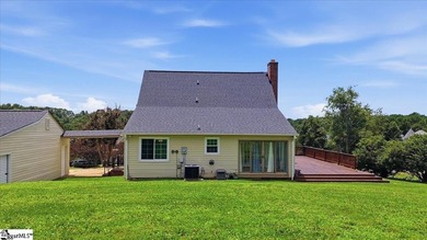 Welcome home to this beautiful 3-bedroom, 2-bath residence in - photo 32