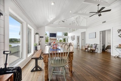 Stunning Lakefront Home on Lake Sam Rayburn! Located just 2 - photo 34