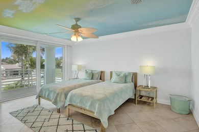 Just one house from the ocean, this fully gated luxury residence - photo 41