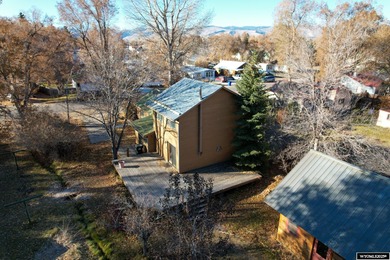 Don't miss this 1,624 sq ft, clean and maintained *Very Lander