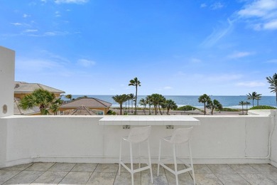 Just one house from the ocean, this fully gated luxury residence - photo 45
