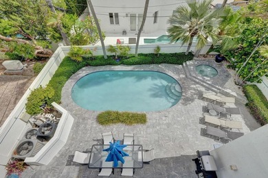 Just one house from the ocean, this fully gated luxury residence - photo 47