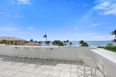 Just one house from the ocean, this fully gated luxury residence - photo 49