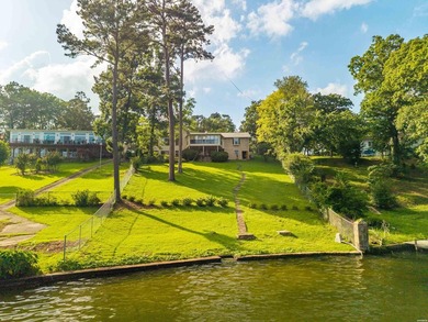 Welcome to 110 E. Lakeland Point , a rare opportunity to own an - photo 2