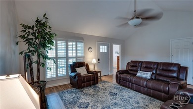 Discover the perfect blend of island living and investment - photo 4